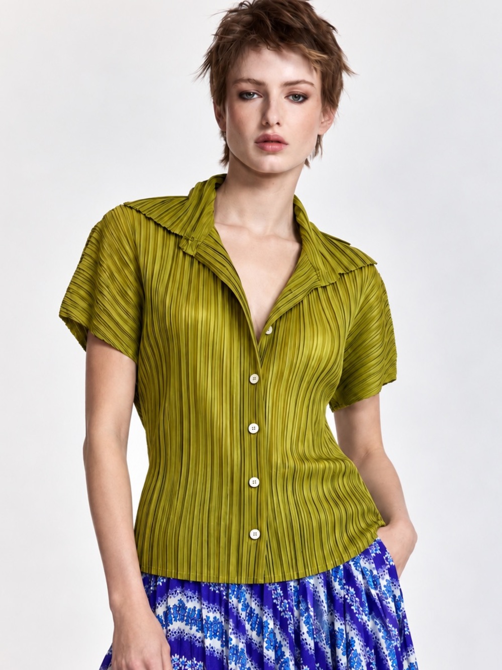 Jason Wu Plissé Chartreuse Short Sleeve Button Blouse Quiet Luxury Trendy S